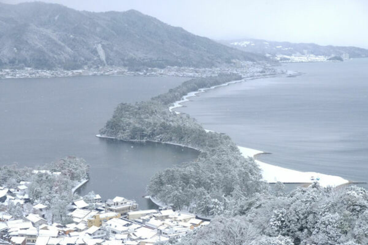 Amanohashidate, one of japan's three most scenic spots, is also covered ...